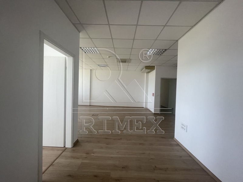 Te huur  Kantoor Plovdiv , Industrialna zona - Sever , 145 m² | 24301700 - afbeelding [3]