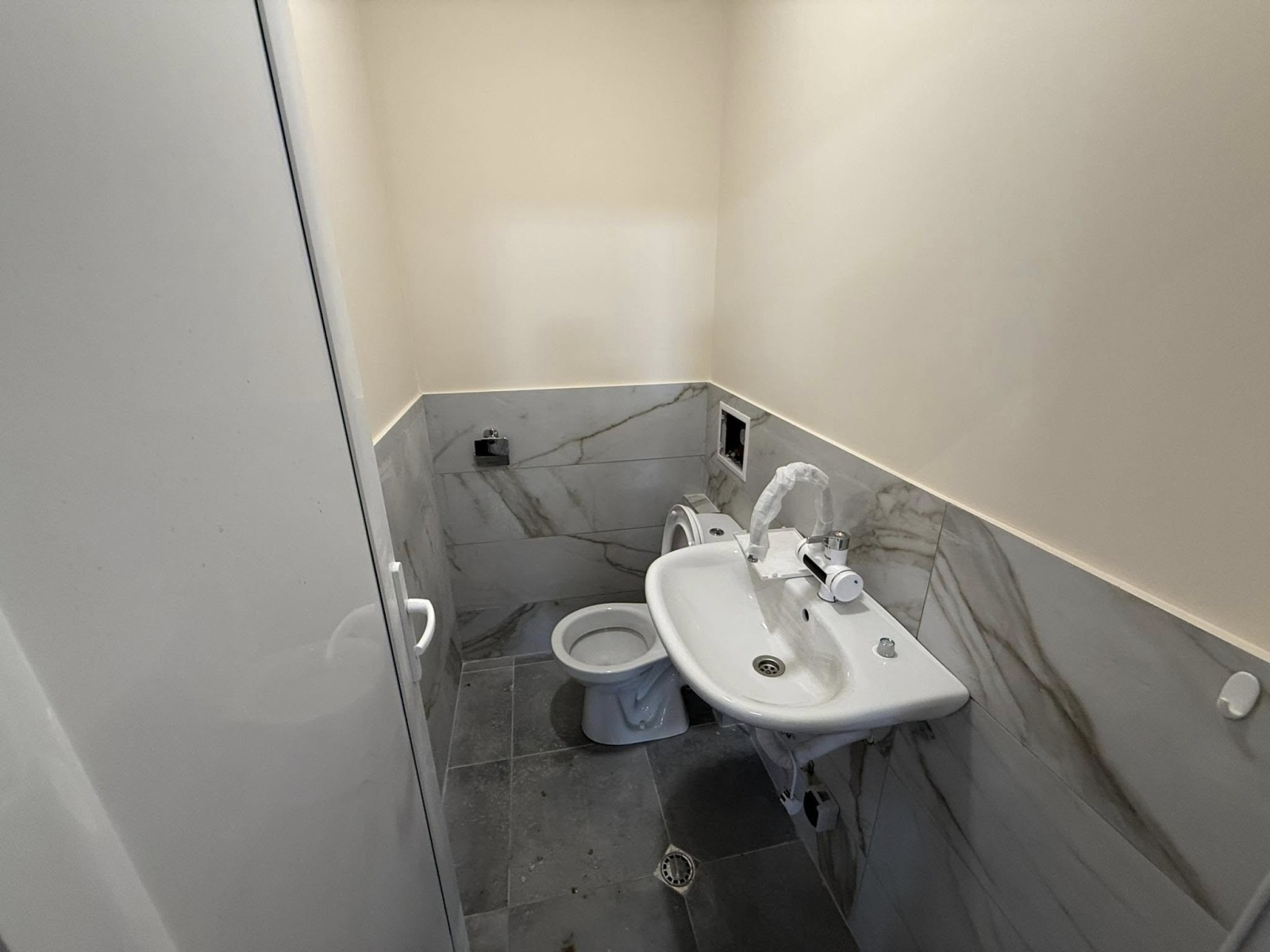 Дава под Наем ПРОМ. ПОМЕЩЕНИЕ | Imot.bg — изображение 4