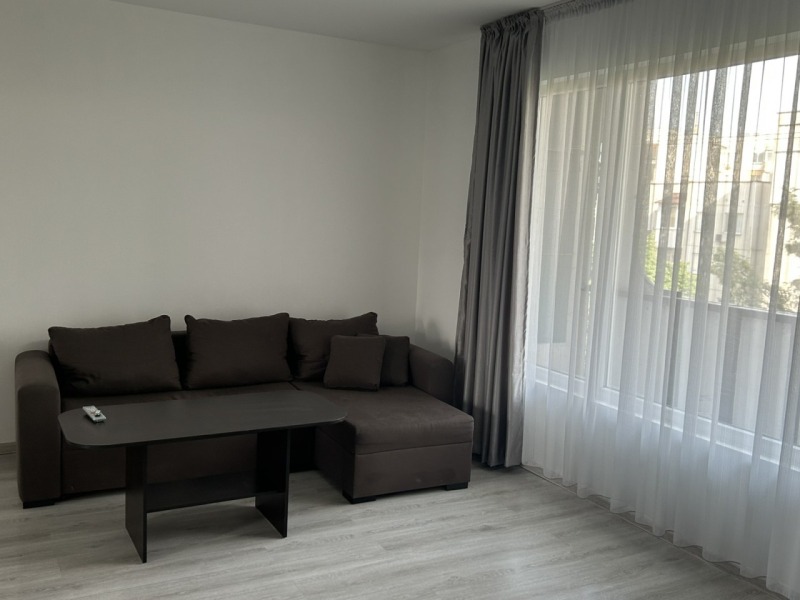 Zu vermieten  2 Schlafzimmer Plowdiw , Trakija , 92 qm | 22963180