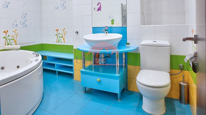 Kiadó  3 hálószobás Sofia , Iztok , 180 négyzetméter | 93185059 - kép [9]
