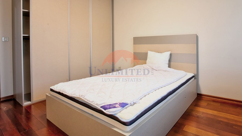 Kiadó  3 hálószobás Sofia , Iztok , 180 négyzetméter | 93185059 - kép [6]