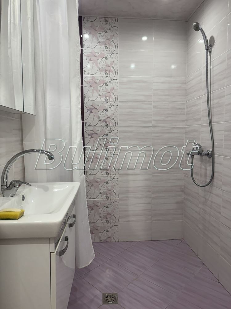 Дава под наем 4-СТАЕН, гр. Варна, Център, снимка 8 - Апартаменти - 53775788