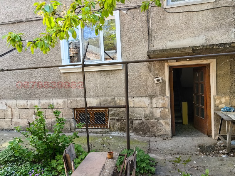 Дава под наем ЕТАЖ ОТ КЪЩА, гр. Русе, Родина 1