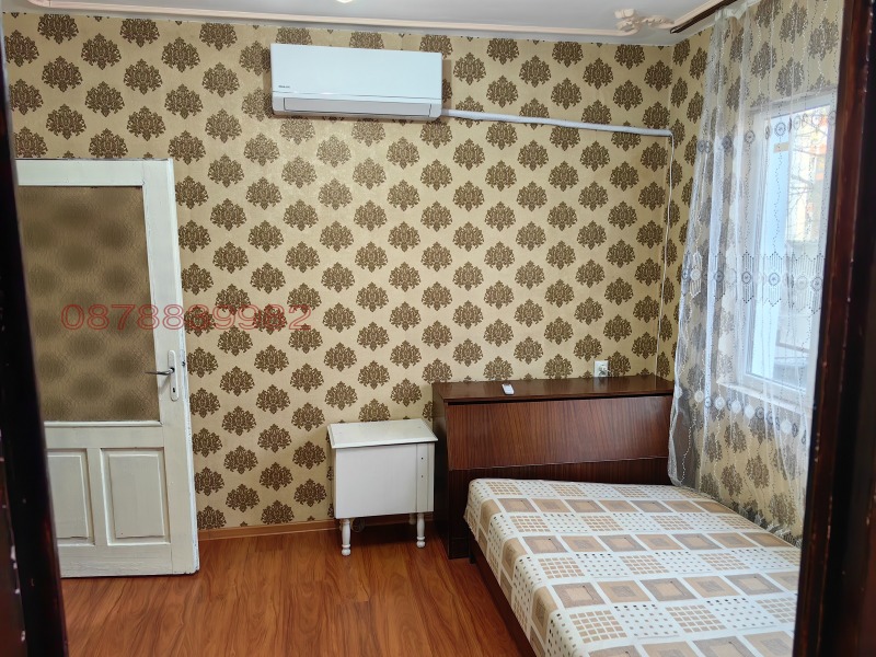 Дава под наем ЕТАЖ ОТ КЪЩА, гр. Русе, Родина 1, снимка 14 - Етаж от къща - 52668842