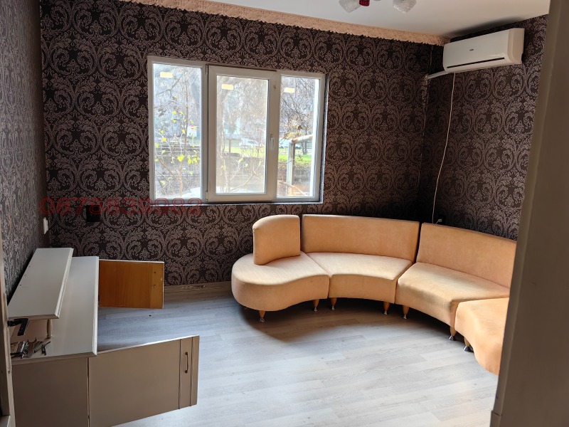 Дава под наем ЕТАЖ ОТ КЪЩА, гр. Русе, Родина 1, снимка 6 - Етаж от къща - 52668842