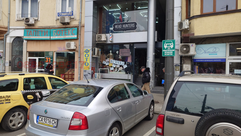 Дава под наем МАГАЗИН, гр. София, Център