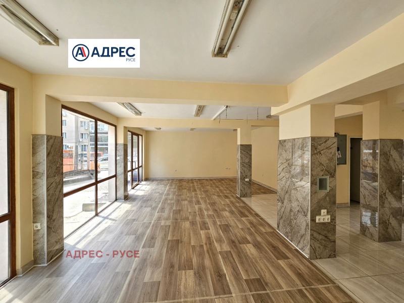 Дава под наем МАГАЗИН, гр. Русе, Център