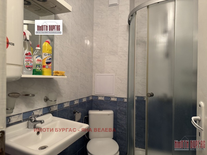 Дава под наем 2-СТАЕН, гр. Бургас, Изгрев, снимка 12 - Апартаменти - 53366640