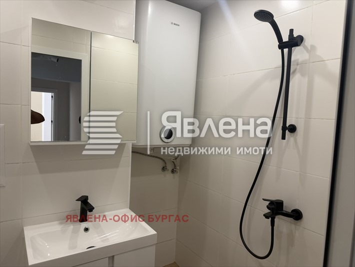 Дава под наем 3-СТАЕН, гр. Бургас, Възраждане, снимка 2 - Апартаменти - 55237070