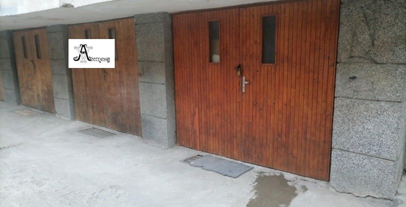 Zu vermieten  Garage Sofia , Iwan Wazow , 21 qm | 68388529 - Bild [2]