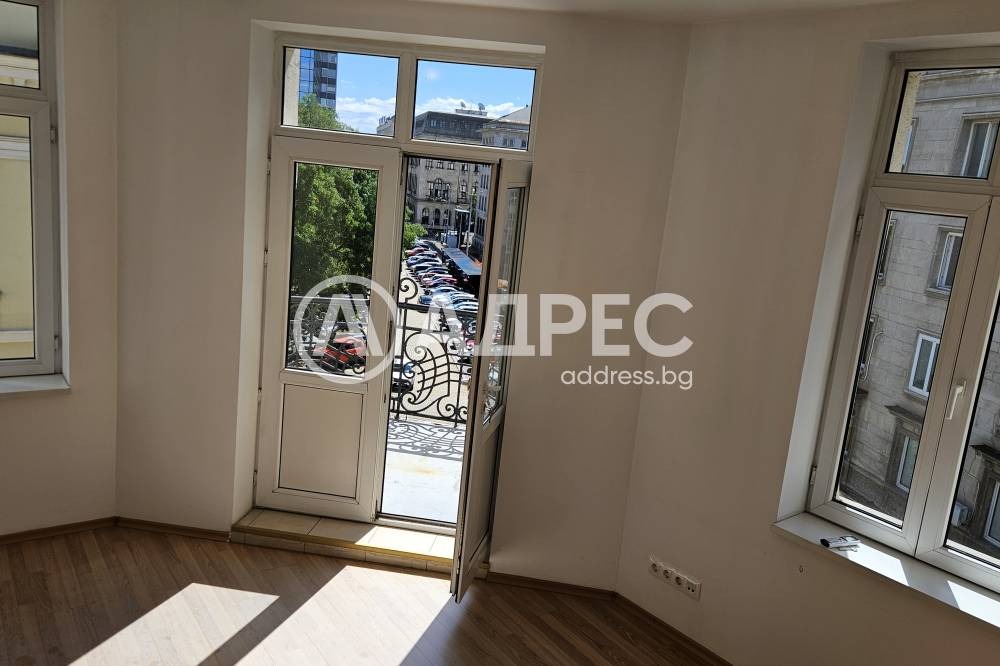Дава под наем ОФИС, гр. София, Център, снимка 2 - Офиси - 51587635