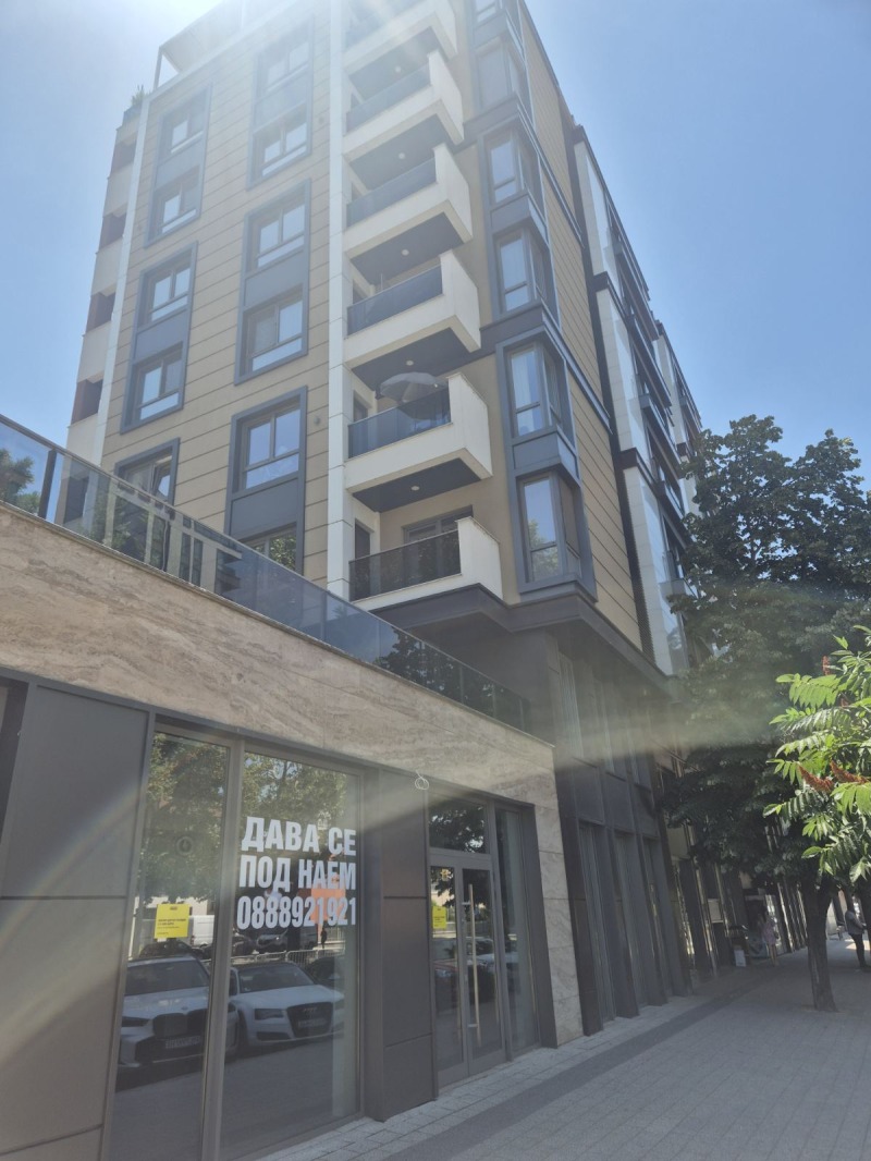 Do wynajęcia  Sklep Plowdiw , Centar , 356 mkw | 37742048 - obraz [2]