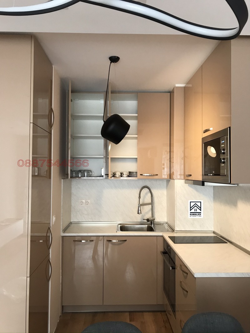 Издаје се  1 спаваћа соба Софија , Центар , 84 м2 | 20586948 - слика [3]
