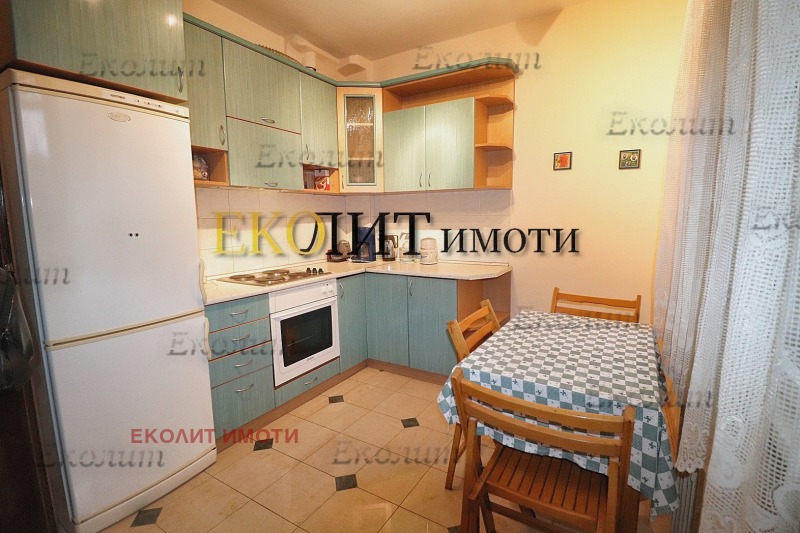 Til leie  1 soverom Sofia , Tsentar , 65 kvm | 66624342 - bilde [2]