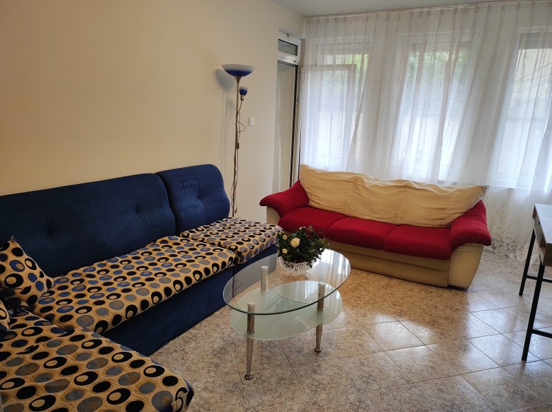 Para alugar  1 quarto Sofia , Centar , 60 m² | 72922446
