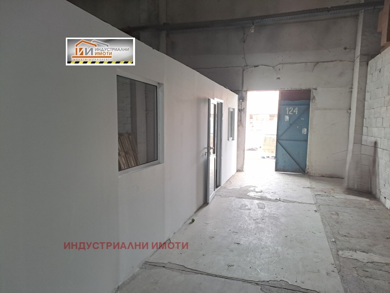 Дава под Наем СКЛАД в град Пловдив, Индустриална зона - Север - 216 кв.м / 750 € » 1 466.87 лв., ИНДУСТРИАЛНИ ИМОТИ