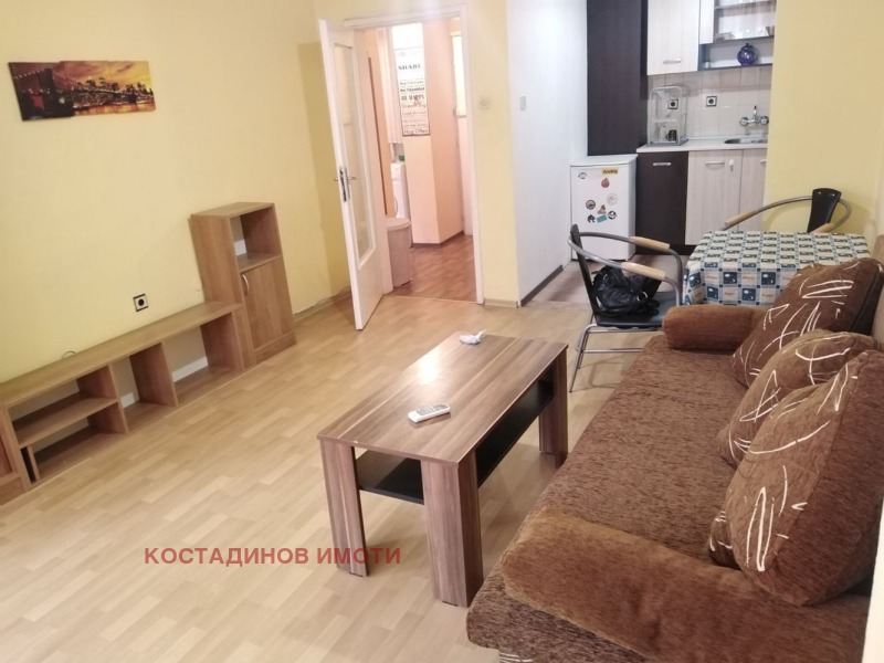 Da affittare  1 camera da letto Plovdiv , Tsentar , 62 mq | 66731392