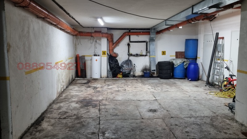 Дава под наем ГАРАЖ, ПАРКОМЯСТО, гр. Бургас, Център, снимка 7 - Гаражи и паркоместа - 52839765