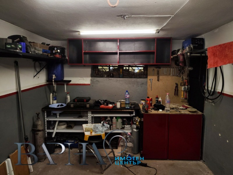 Дава под наем ГАРАЖ, ПАРКОМЯСТО, гр. Варна, Трошево, снимка 2 - Гаражи и паркоместа - 53411318