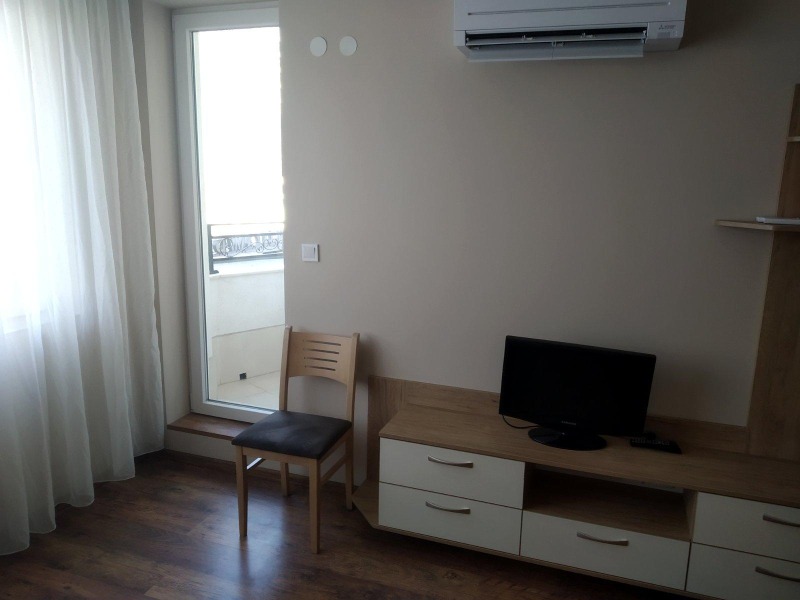 Do wynajęcia  1 sypialnia Sofia , Owcza kupel , 50 mkw | 52157928 - obraz [3]