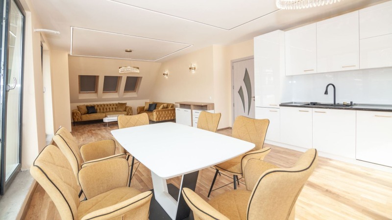 En renta  3 dormitorios Sofia , Krastova vada , 200 metros cuadrados | 54701364