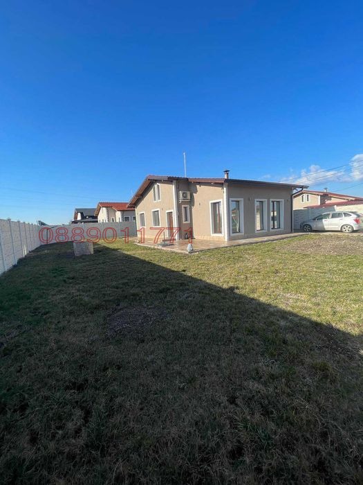 Под наем КЪЩА, област София, гр. Божурище • 1200 € / 2347.00 лв. • 43658158 1