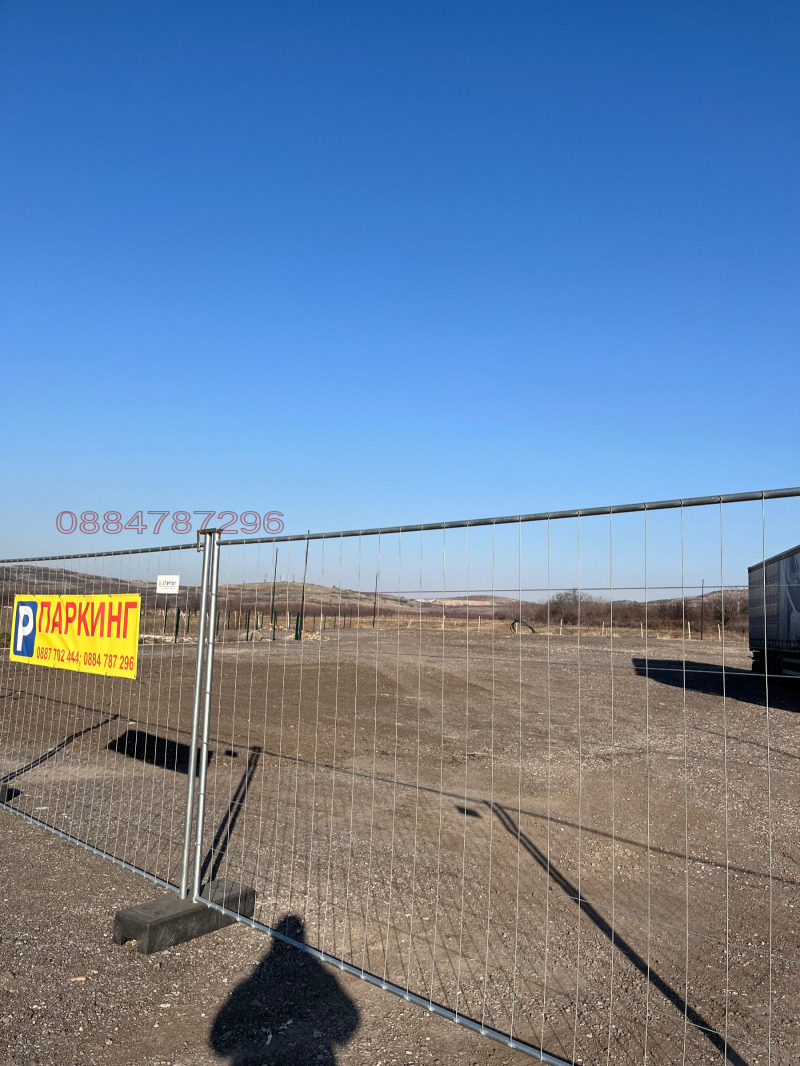 Дава под наем ГАРАЖ, ПАРКОМЯСТО, гр. Перущица, област Пловдив