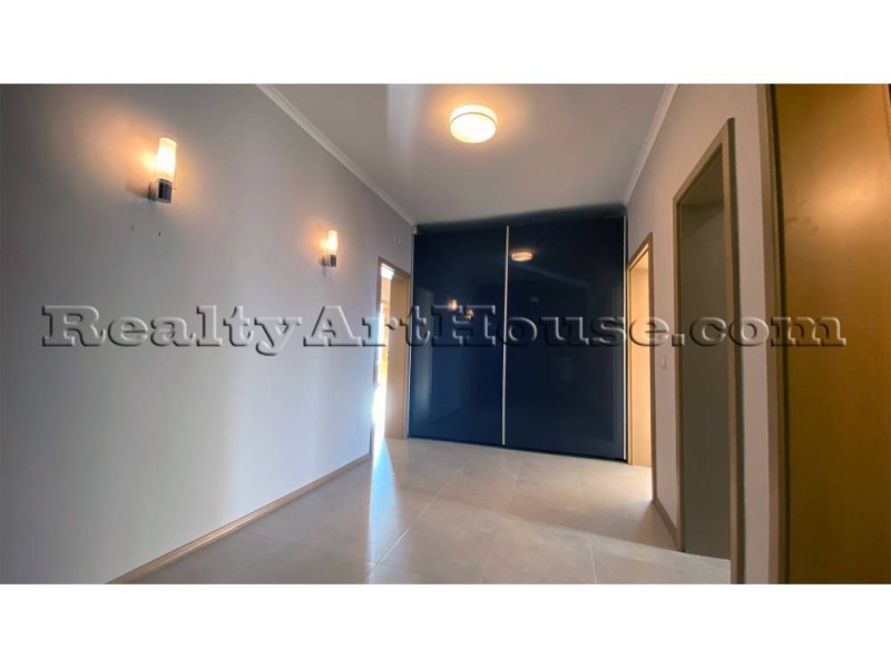 For Rent  3+ bedroom Sofia , Izgrev , 195 sq.m | 78300008 - image [11]