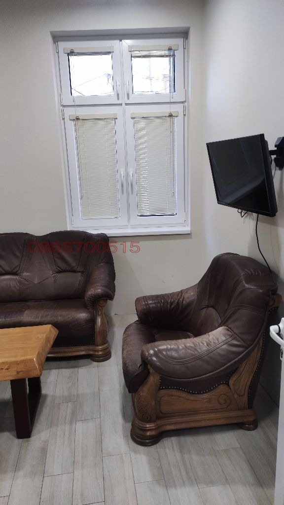 Дава под наем ОФИС, гр. Кюстендил, Център, снимка 3 - Офиси - 52783579