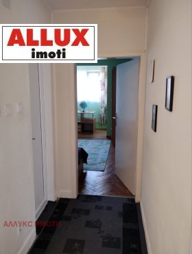 ���� ��� ���� 3-����� | Imot.bg � ����� ������ 12