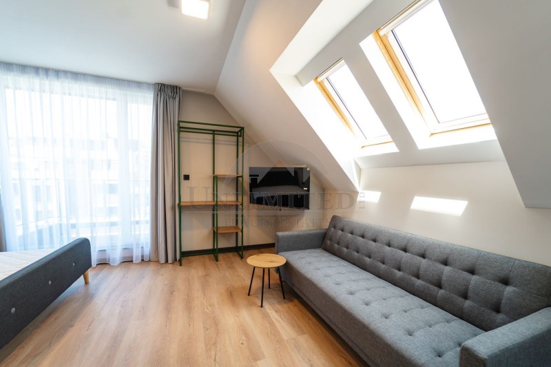 Издаје се  Студио Софија , Центар , 35 м2 | 57129306 - слика [3]