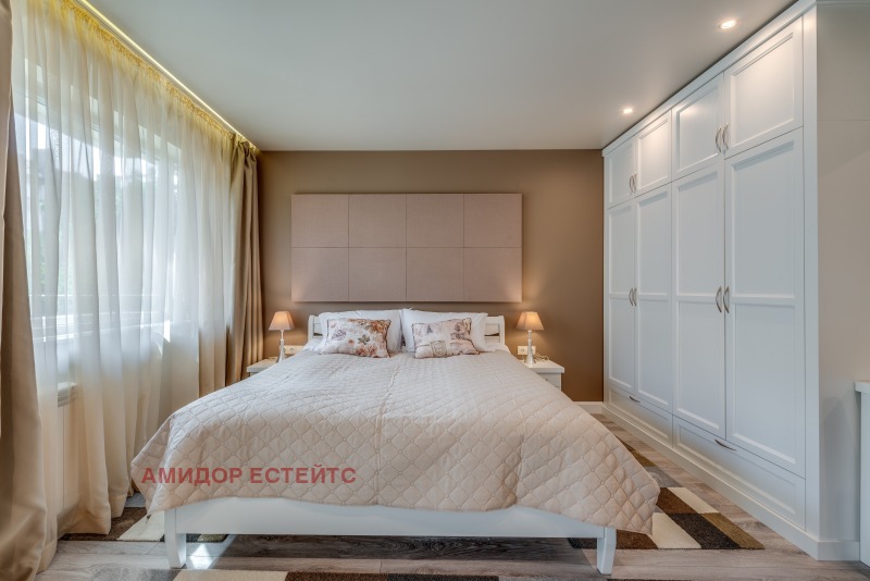 Дава под наем 2-СТАЕН, гр. София, Център, снимка 3 - Апартаменти - 52237308