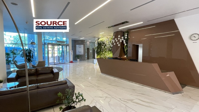 A louer  Bureau Sofia , Borovo , 500 m² | 77436756