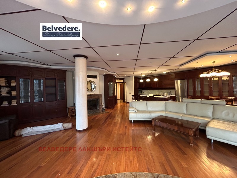 Дава под наем 4-СТАЕН, гр. София, Лозенец, снимка 2 - Апартаменти - 53509420