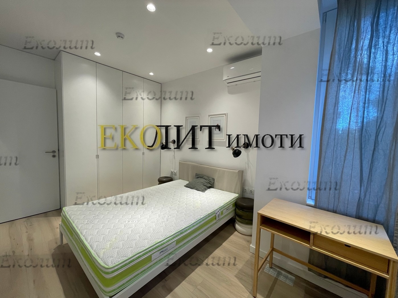 Дава под наем 3-СТАЕН, гр. София, Център, снимка 4 - Апартаменти - 54213585