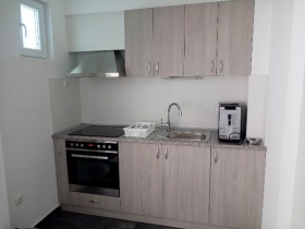 Piano della casa Vojvodinovo, regione Plovdiv 4