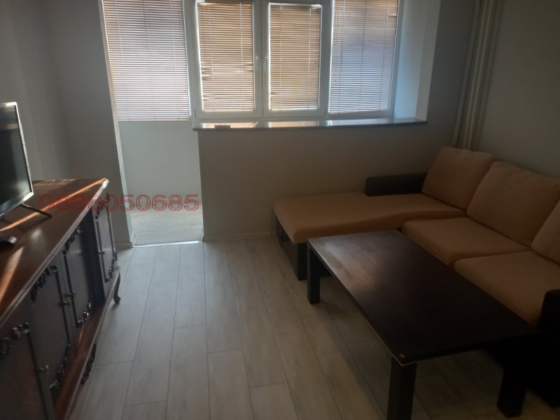 K pronájmu  1 ložnice Sofia , Slatina , 51 m2 | 75512477 - obraz [2]