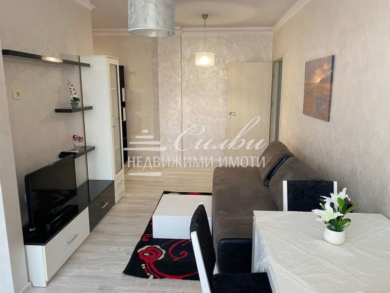 A louer  2 chambres Choumen , Tsentar , 70 m² | 75778047
