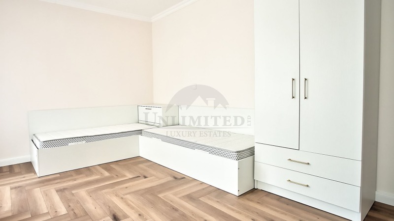 A louer  3 chambres Sofia , Iztok , 250 m² | 78841920 - image [13]