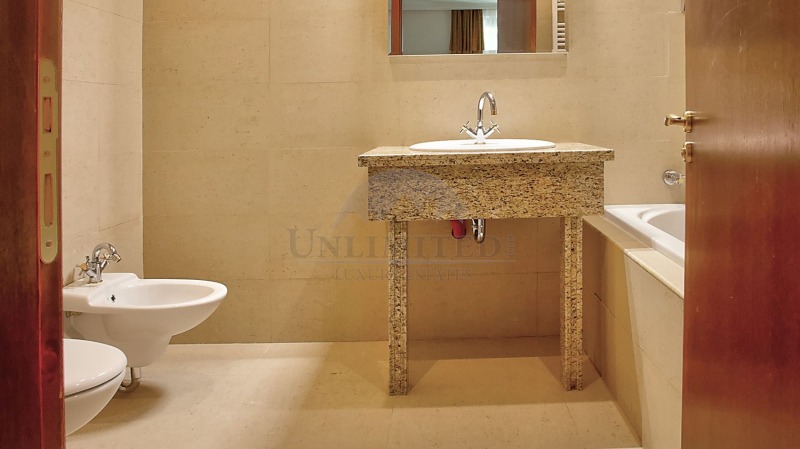 A louer  3 chambres Sofia , Iztok , 250 m² | 78841920 - image [10]