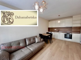 1 quarto Nadejda 1, Sofia