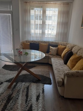 2 slaapkamers Doktorski pametnik, Sofia