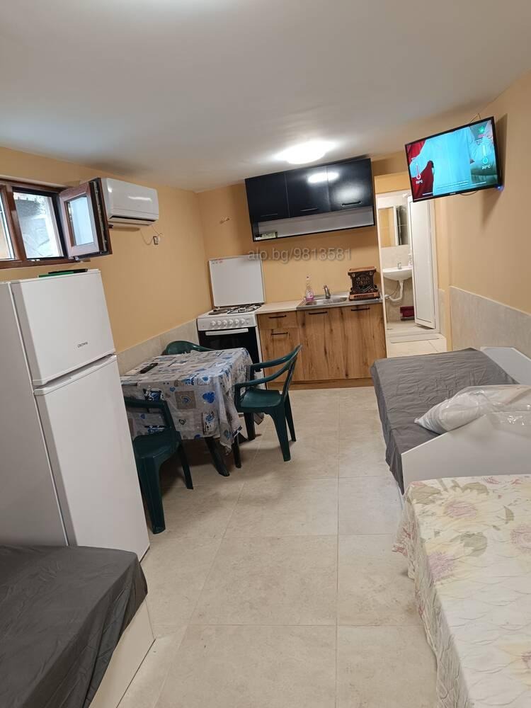 Дава под нем  1-стаен, град София, Люлин 1 •  325 EUR • ID 64218355 — holmes.bg - [1] 