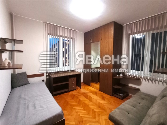 Дава под наем 3-СТАЕН, гр. София, Лагера, снимка 3 - Апартаменти - 55533364