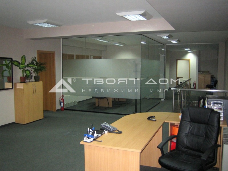 K pronájmu  Kancelář Sofia , Borovo , 209 m2 | 59873312 - obraz [7]