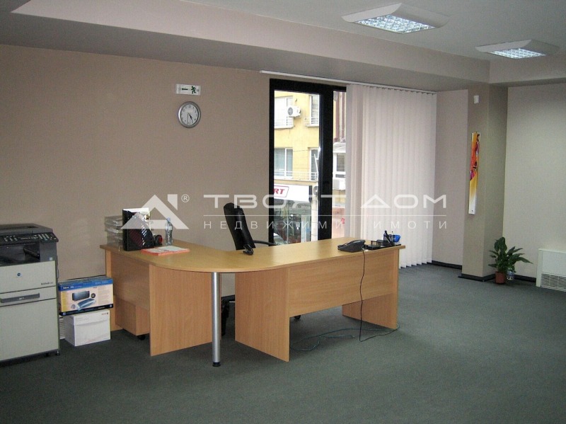 K pronájmu  Kancelář Sofia , Borovo , 209 m2 | 59873312 - obraz [8]