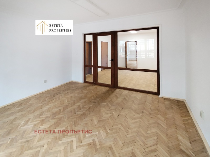 Дава под наем ОФИС, гр. София, Докторски паметник