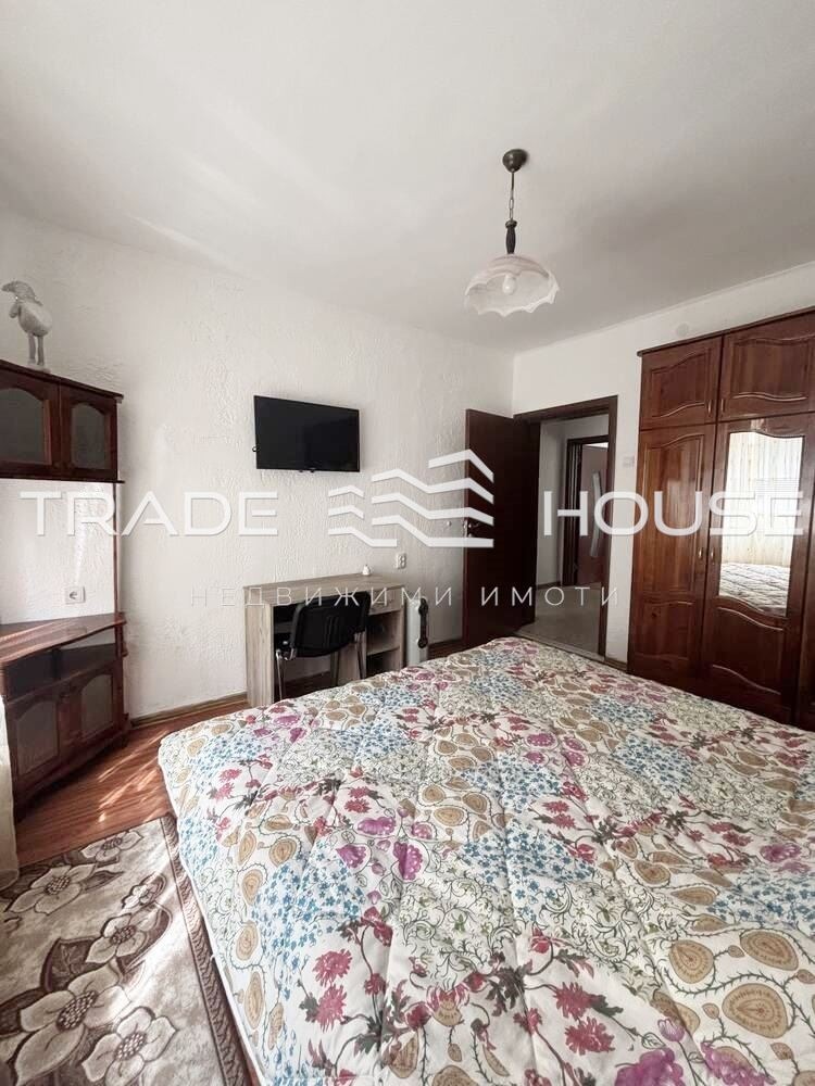 Дава под наем ЕТАЖ ОТ КЪЩА, гр. Пловдив, Кючук Париж, снимка 9 - Етаж от къща - 53244199