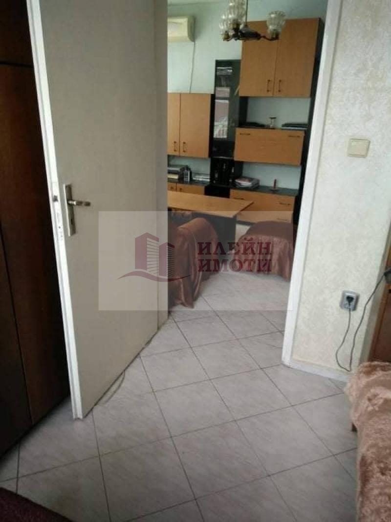 Дава под наем  3-стаен град Русе , Център , 84 кв.м | 92290518 - изображение [9]