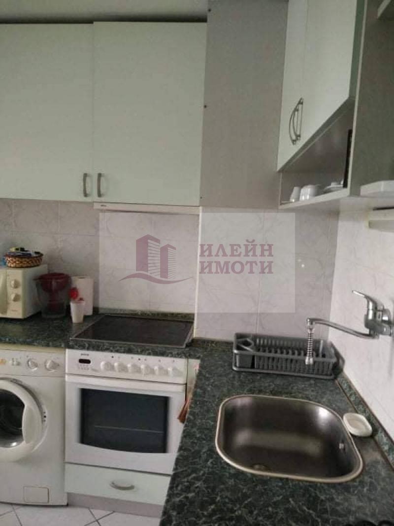 Дава под наем  3-стаен град Русе , Център , 84 кв.м | 92290518